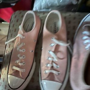 Converse Women's Light Pink Low-Top Sneakers